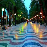 Salinas 7 *