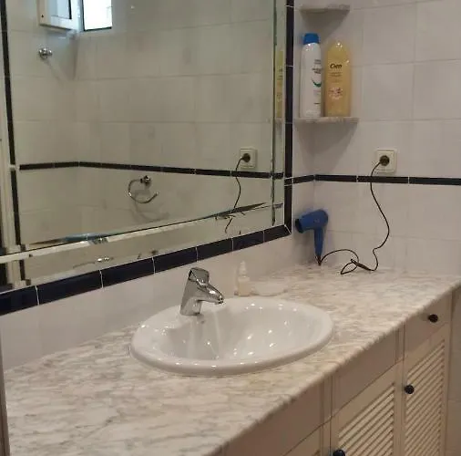 Salinas 7 *