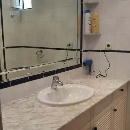Salinas 7 *